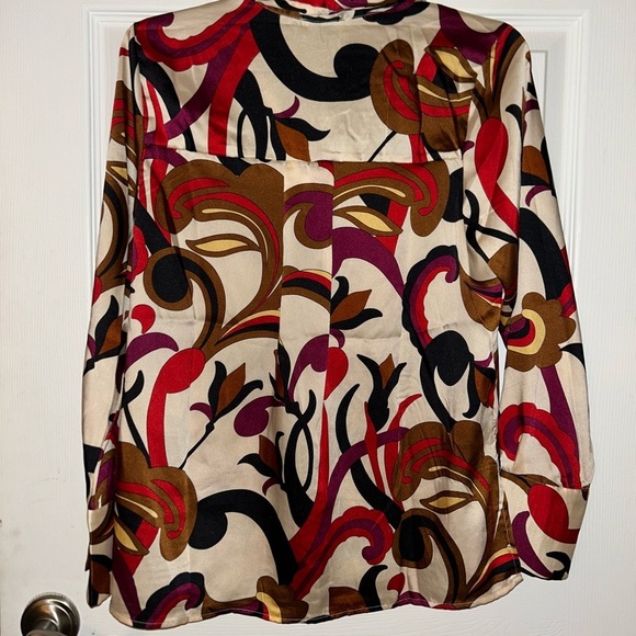 Industry Retro StyleButton Down Shirt with Tie Neck Petite Small - Picture 3 of 6